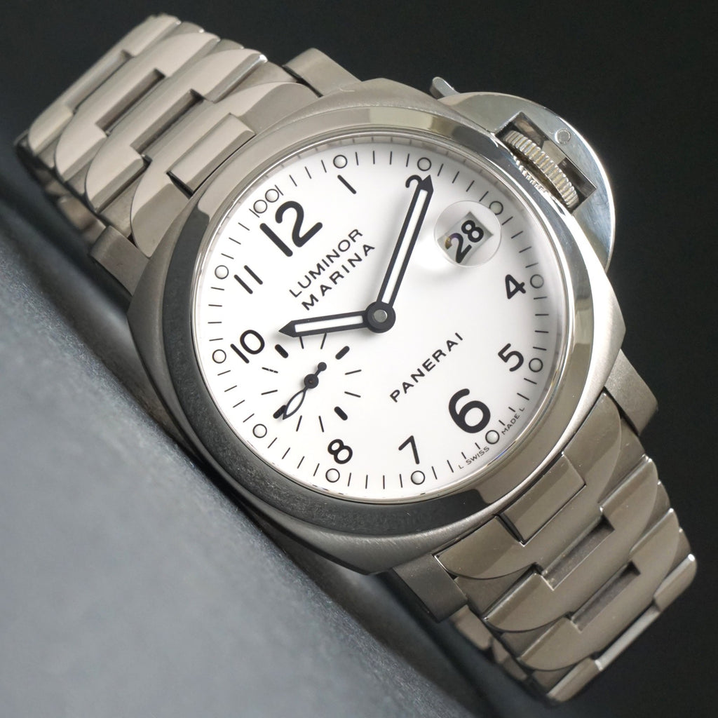 PANERAI LUMINOR MARINA PAM00051 40mmOH済み Stunning Panerai PAM00051 Luminor Marina Stainless Steel 40mm
