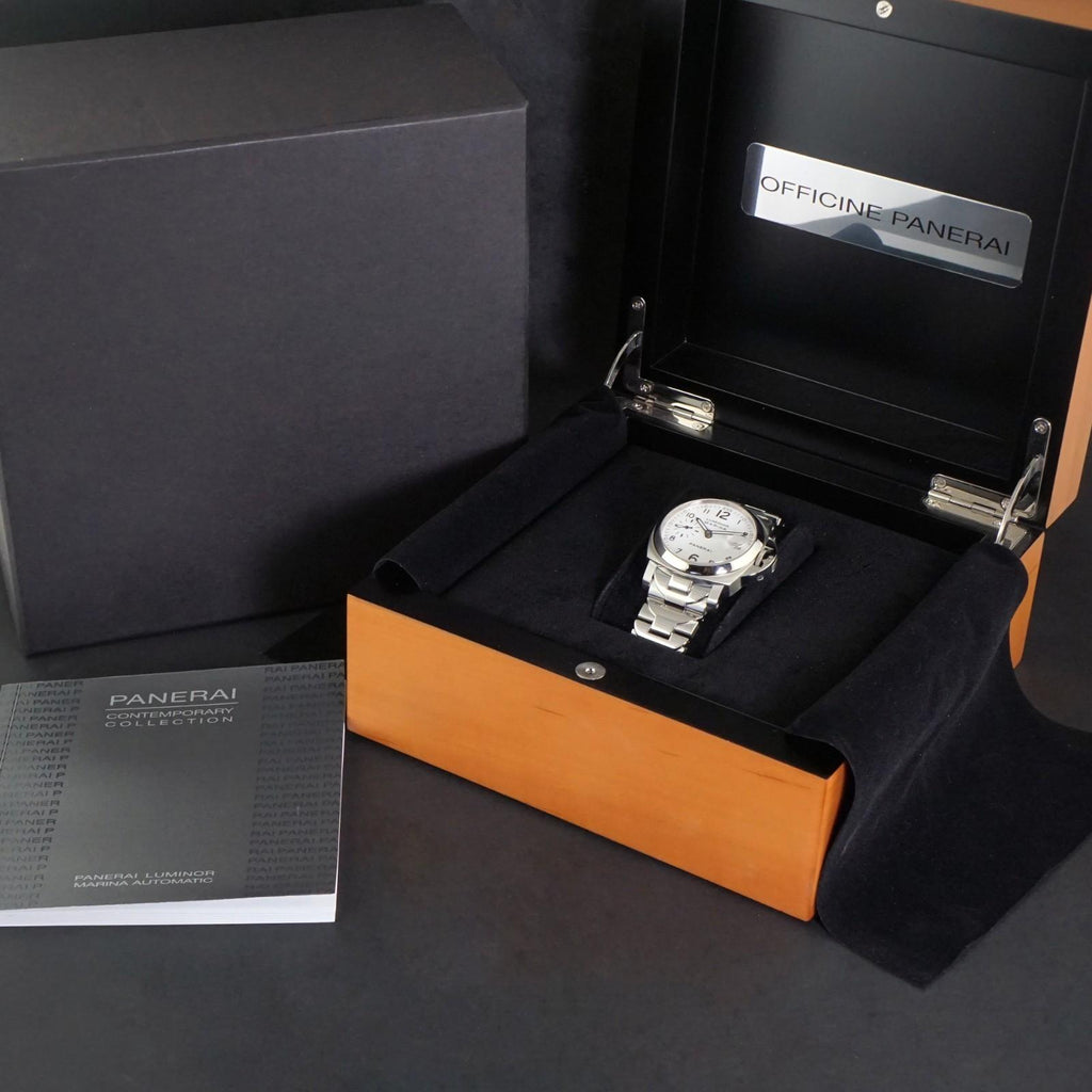 Stunning Panerai PAM00051 Luminor Marina Stainless Steel 40mm