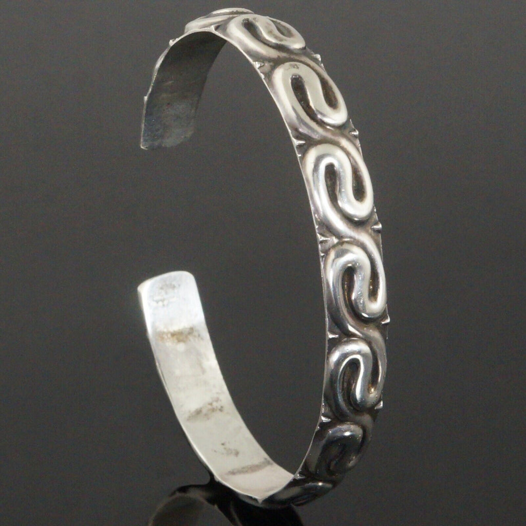 アクセサリー Vintage Silver Wide Wave Caff Bangle 925 VINTAGE STERLING SILVER WAVE CUFF - Reciety