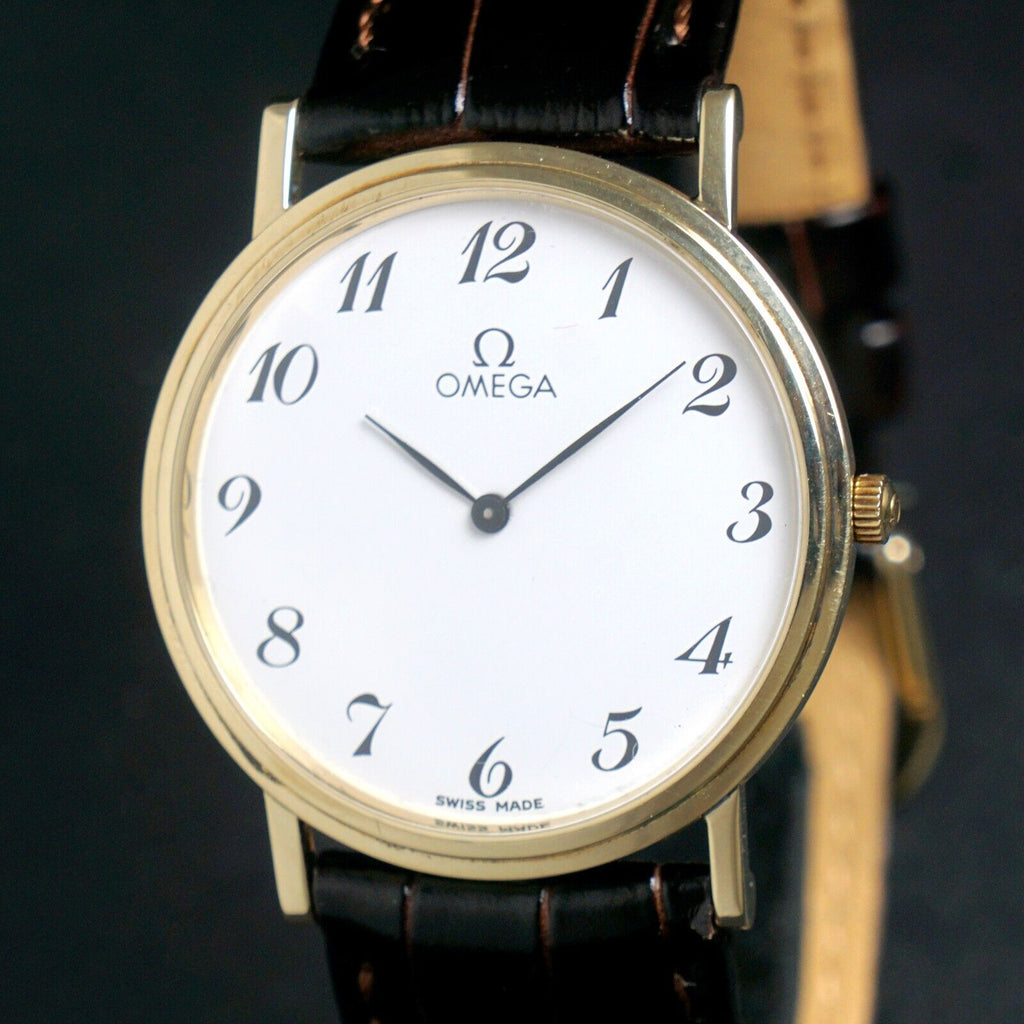 Stunning 1985 Omega Quartz Solid 14K Yellow Gold Man's Mid Size