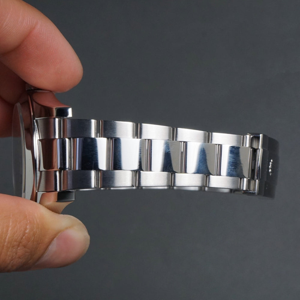 Stunning Rolex 116400 Milgauss Stainless Steel 40mm White Dial Watch MINT COND! Olde Towne Jewelers, Santa Rosa CA.