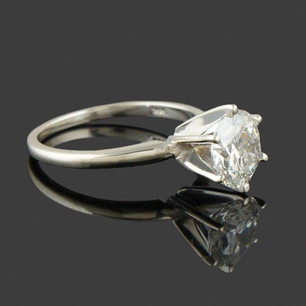Modern Solid 14K White Gold & Diamond Solitaire Wedding Engagement Ring, Olde Towne Jewelers, Santa Rosa CA.