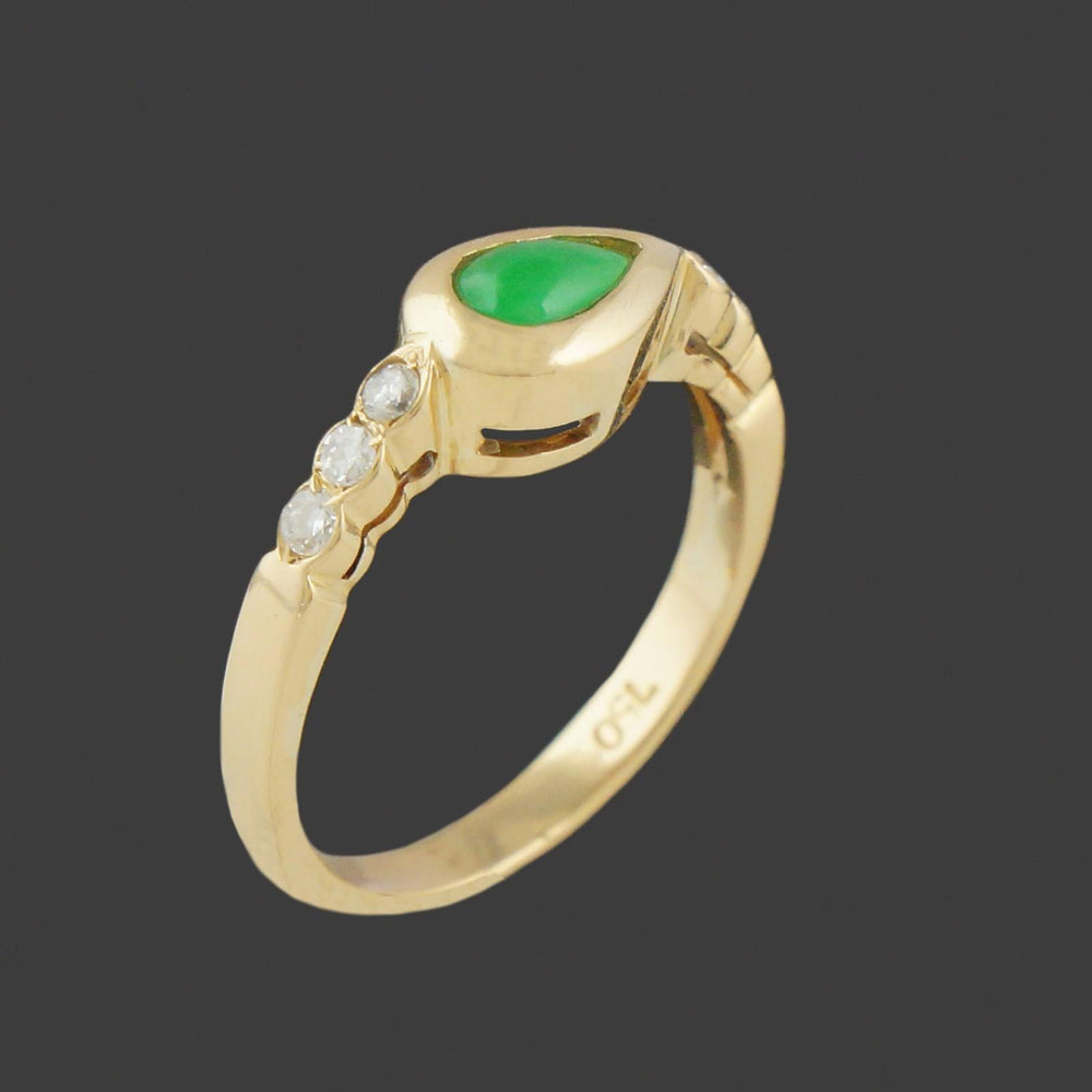 Vintage Solid 18K Yellow Gold, Pear Green Jade Cabochon & Diamond Estate Ring, Olde Towne Jewelers, Santa Rosa CA.