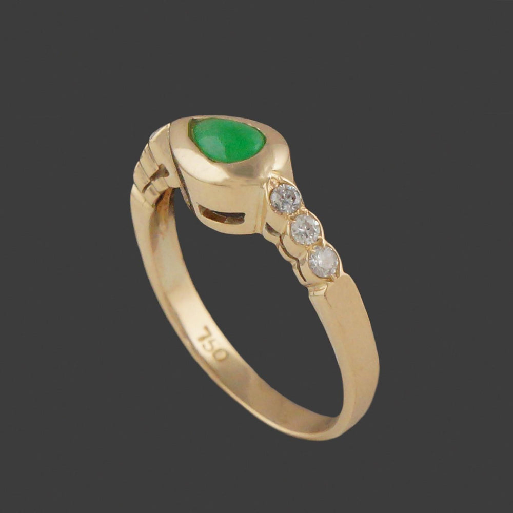 Vintage Solid 18K Yellow Gold, Pear Green Jade Cabochon & Diamond Estate Ring, Olde Towne Jewelers, Santa Rosa CA.