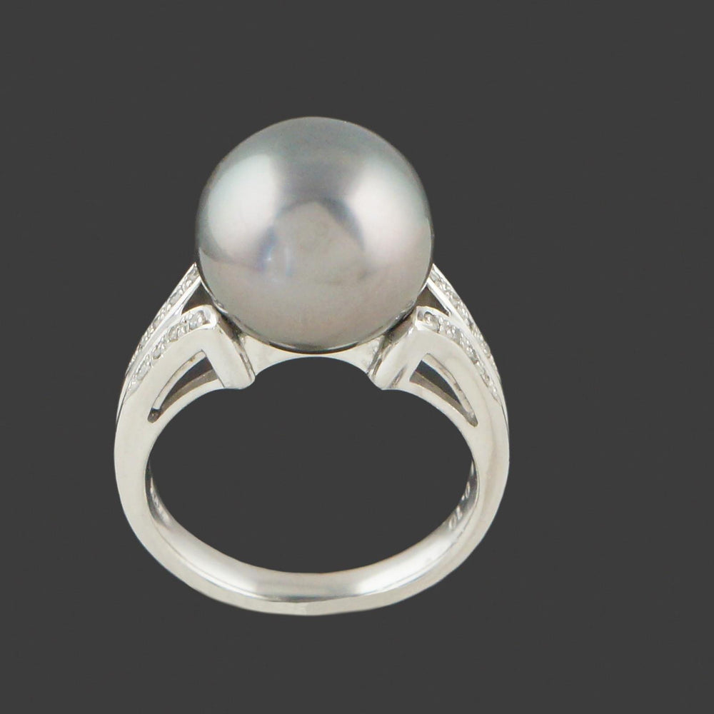 Modern Platinum 12.0mm Tahitian Pearl & Pavé Diamond Estate Cocktail Ring, Olde Towne Jewelers, Santa Rosa CA.