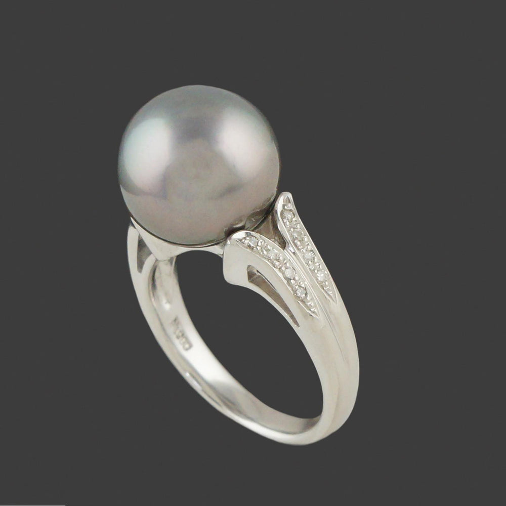 Modern Platinum 12.0mm Tahitian Pearl & Pavé Diamond Estate Cocktail Ring, Olde Towne Jewelers, Santa Rosa CA.