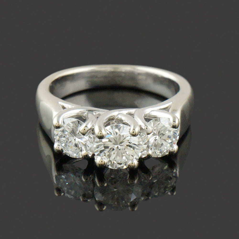 Modern Solid 14K White Gold Diamond 3 Stone Engagement Wedding Anniversary Ring