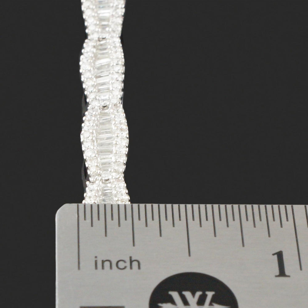 Elegant Solid 18K Gold & 6.12 CTW Baguette & RBC Diamond Link 6" Estate Bracelet, Olde Towne Jewelers, Santa Rosa CA.