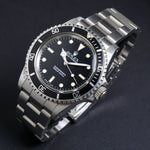 R Serial Rolex 5513 Submariner Unpolished Box Papers Sticker Anchor Tags, NO RES Olde Towne Jewelers, Santa Rosa CA.