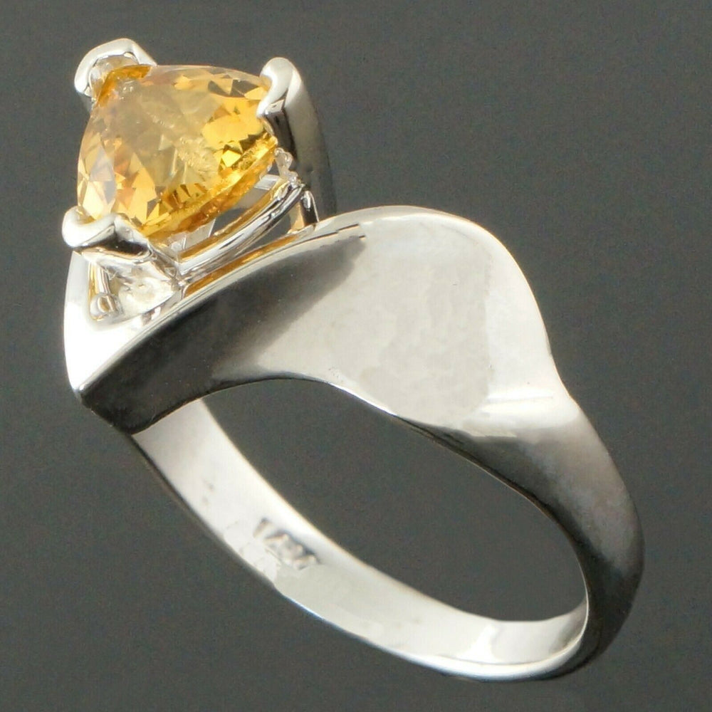 Beautiful Solid 14K White Gold, 1.41 Carat. Lemon Quartz Lady's Estate Ring, Olde Towne Jewelers Santa Rosa Ca.